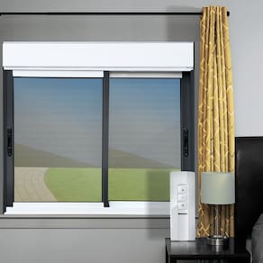 Janela Elite 2 Folhas Moveis com Persiana Integrada Correr com Motor e Controle Remoto 100 X 120 Vidro Reflex Mix Preto