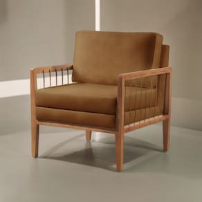 Poltrona Decorativa Gael Madeira Maciça Caramelo