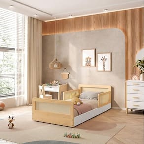 Cama Infantil Solteiro Montessoriano Lift em Madeira Maciça com Rattan 2 Grades Casatema Branco/Natural