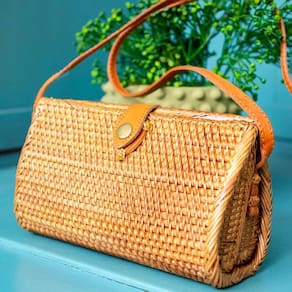 Bolsa De Palha Rattan  Com Alça De Couro Importada De Bali