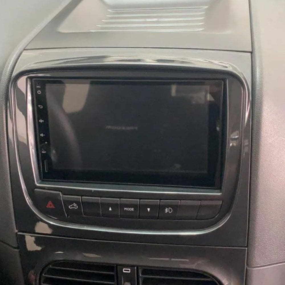 Central Multimídia Strada 2013 2014 2015 2016 2017 2018 2019 Tela IPS de 7" Polegadas Quad Core 2GB Carplay e Android Auto GPS + Câmera de ré