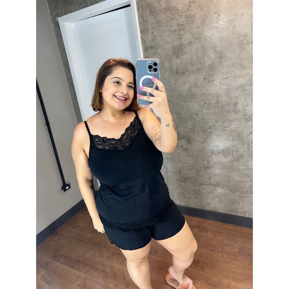 Babydoll microfibra em renda Plus Size Preta Rosalie