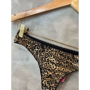 Calcinha Fio dental básica em microfibra, com renda sexy e sensual, romantica  de onça