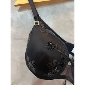 Sutiã Preto com bordado de alta sustentação,delicado para o dia a dia, confortável Morena Rosa