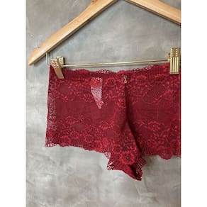 Calcinha caleçon em renda vermelha
