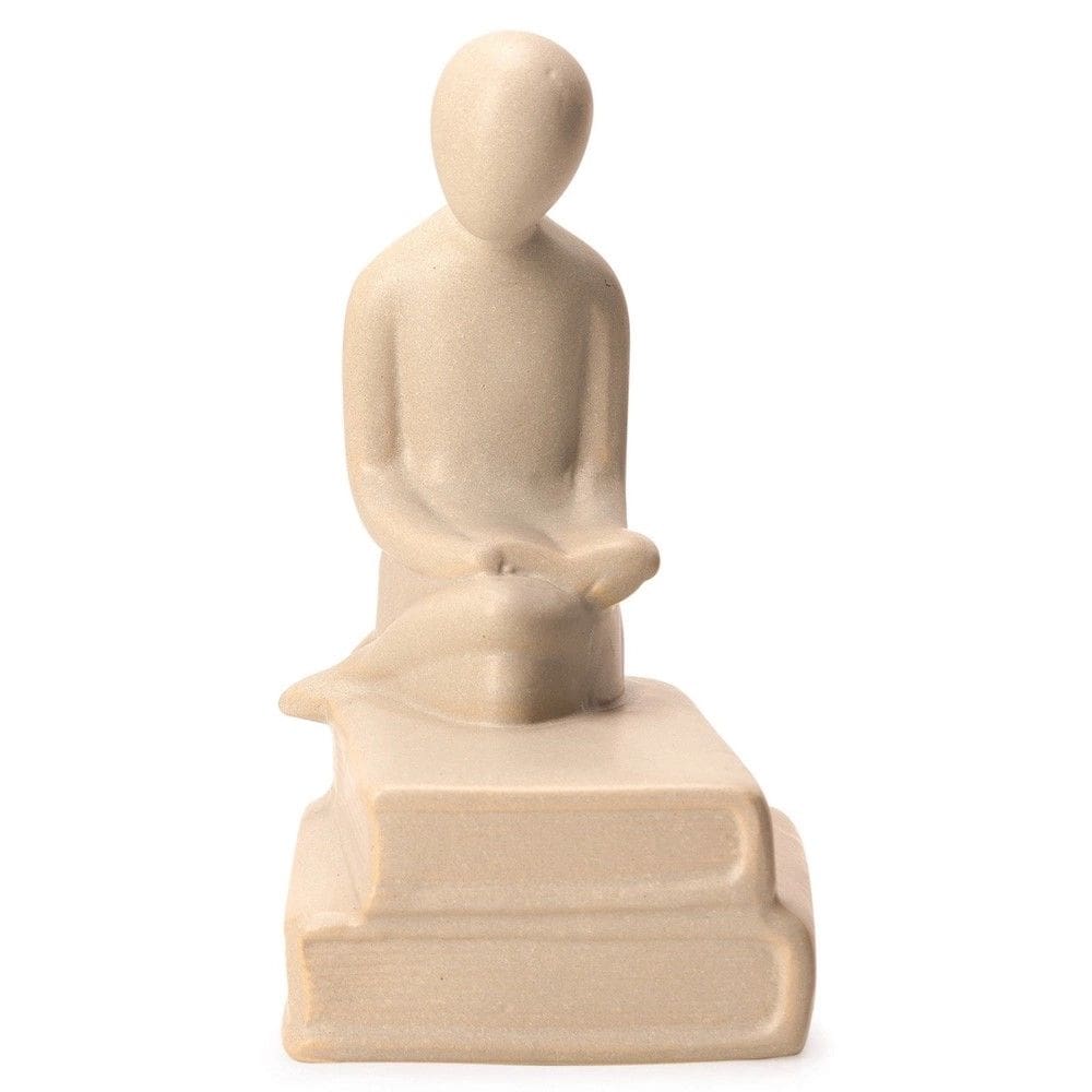 Escultura Pessoa Lendo Em Ceramica  20Cm