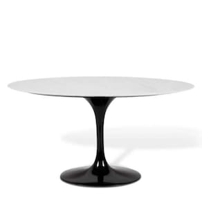 Mesa De Jantar Saarinen Oval 244x137 Cm Mármore Carrara Base Preta