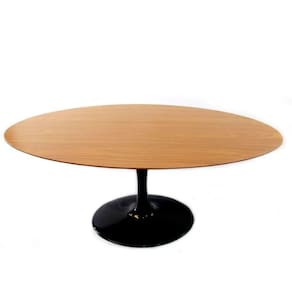 Mesa De Jantar Tulipa Saarinen Oval 160x90 Cm Tampo Freijó Cores Preto