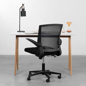 Kit Escrivaninha Petit Branco e Olmo com Cadeira de Escritório Todd Preto - 1,18m