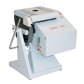 Amassadeira Semirrápida Basculante 5kg Mbi05 Gastromaq Masseira 5kg Bivolt