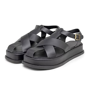 Sandália Casual Feminino Tiras Grossas Fivela Confortável Sola Plataforma