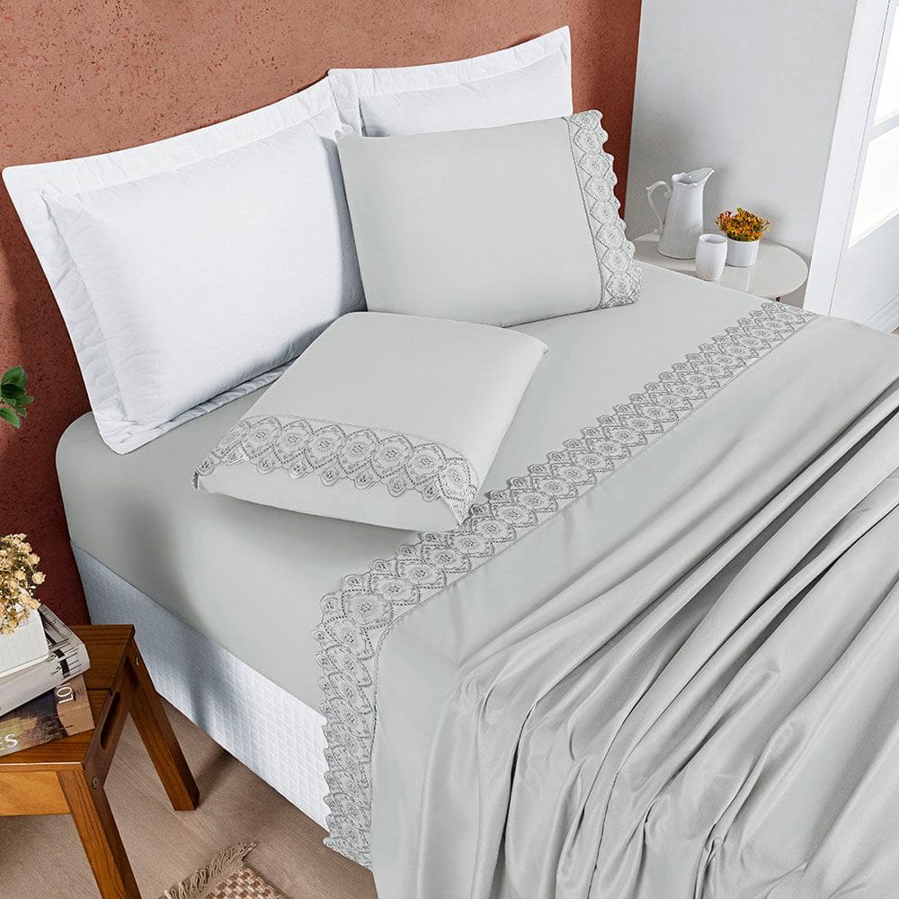 Jogo Cama Lençol Bouclê Queen Micro Percal 200 Fios c/ Laise Bordada 4 Peças - Cinza Geada