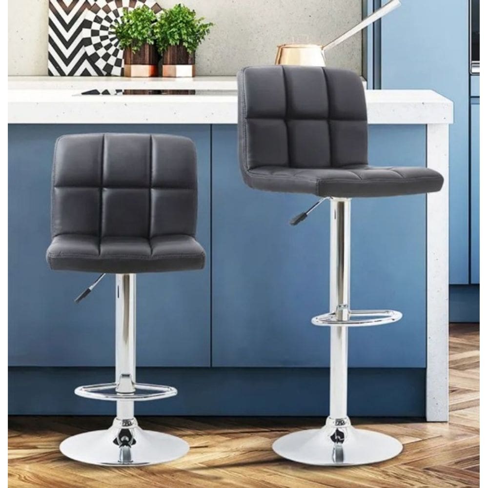 Kit Com 2 Banqueta PU Estofada Giratoria, com Regulagem de Altura Preta