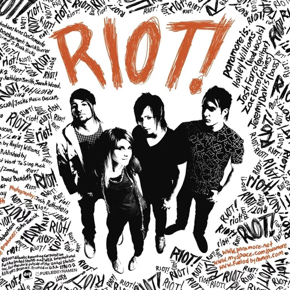 CD Paramore Riot!