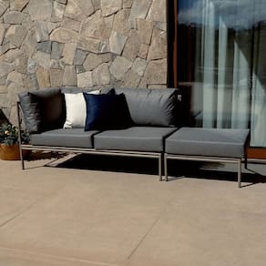 Conjunto Jardim e Varanda 1 Chaise Esquerda 1 Puff Refúgio Cabecasa madeiramadeira Champanhe/Cinza Mesclado