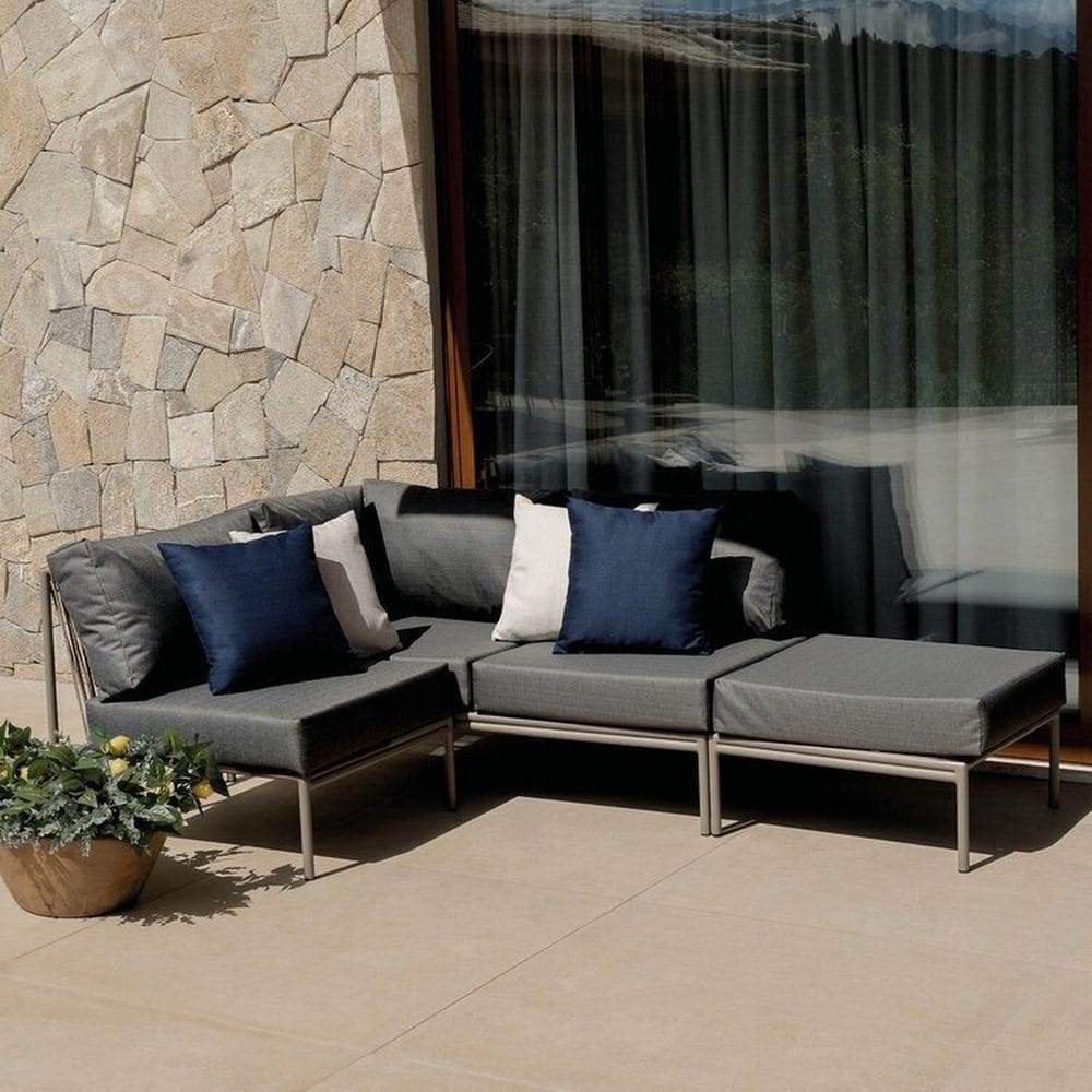 Conjunto Jardim e Varanda 1 Chaise Esquerda 1 Sofá 1 Puff Refúgio Cabecasa madeiramadeira Champanhe/Cinza Mesclado