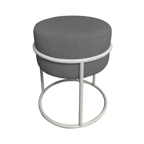 Puff Luma Suede Cinza com Base de Aço Cinza