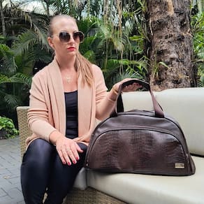 Bolsa de Viagem Luna Marrom Croco - Coutre Bolsas