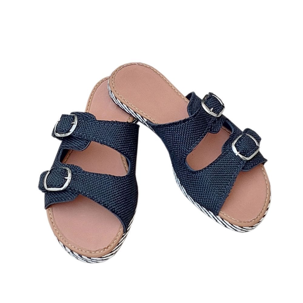 Sandália Chinelo Birken Rasteirinha Fivela Ajustável Solado Detalhe em Cordinha