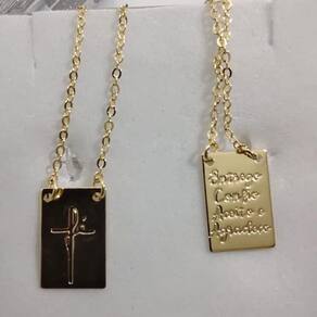 Escapulário Jesus e Maria Tipo II em Cerâmica Pintado à Mão