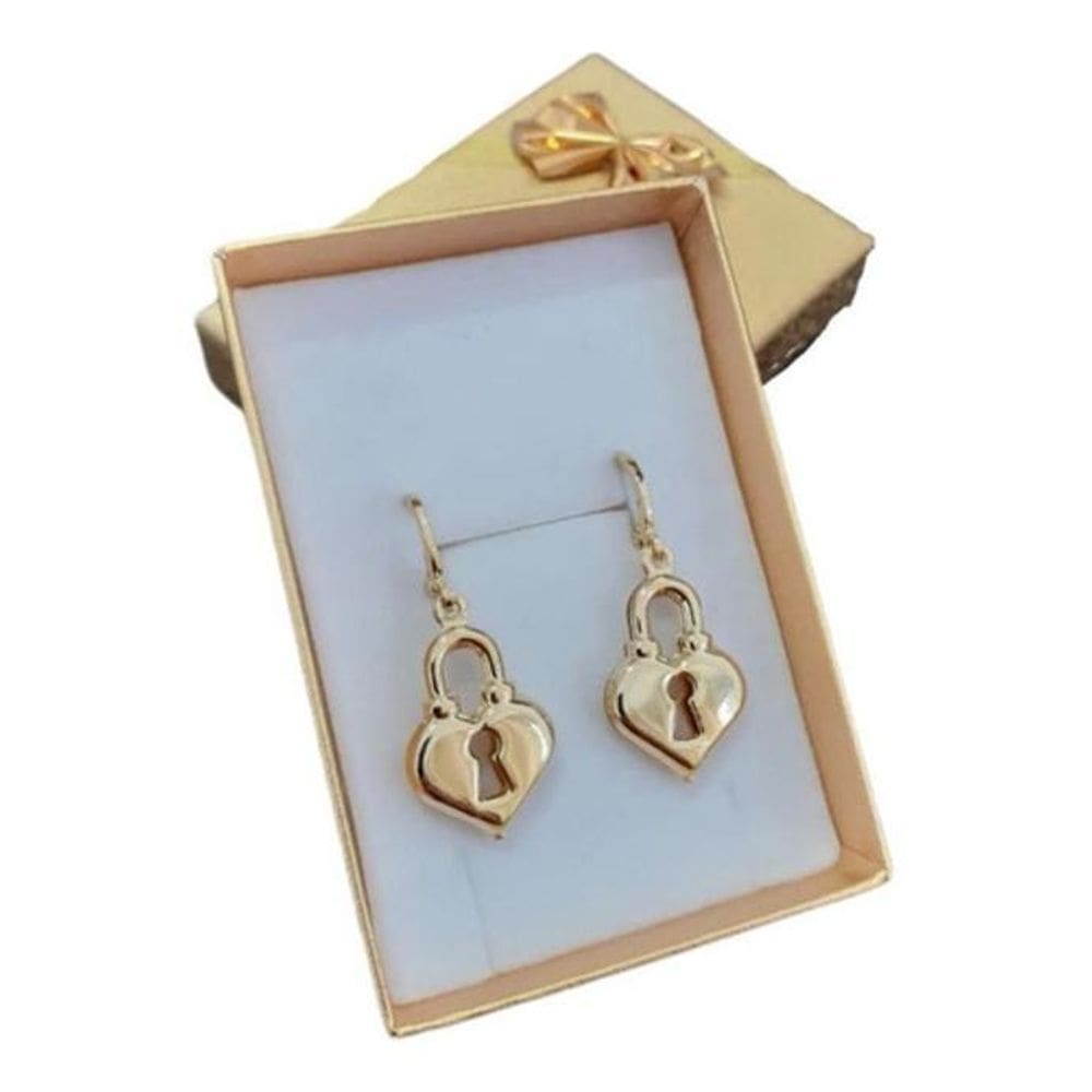 Brinco Argola Pingente Coração Folheado Ouro 18K - Dourado