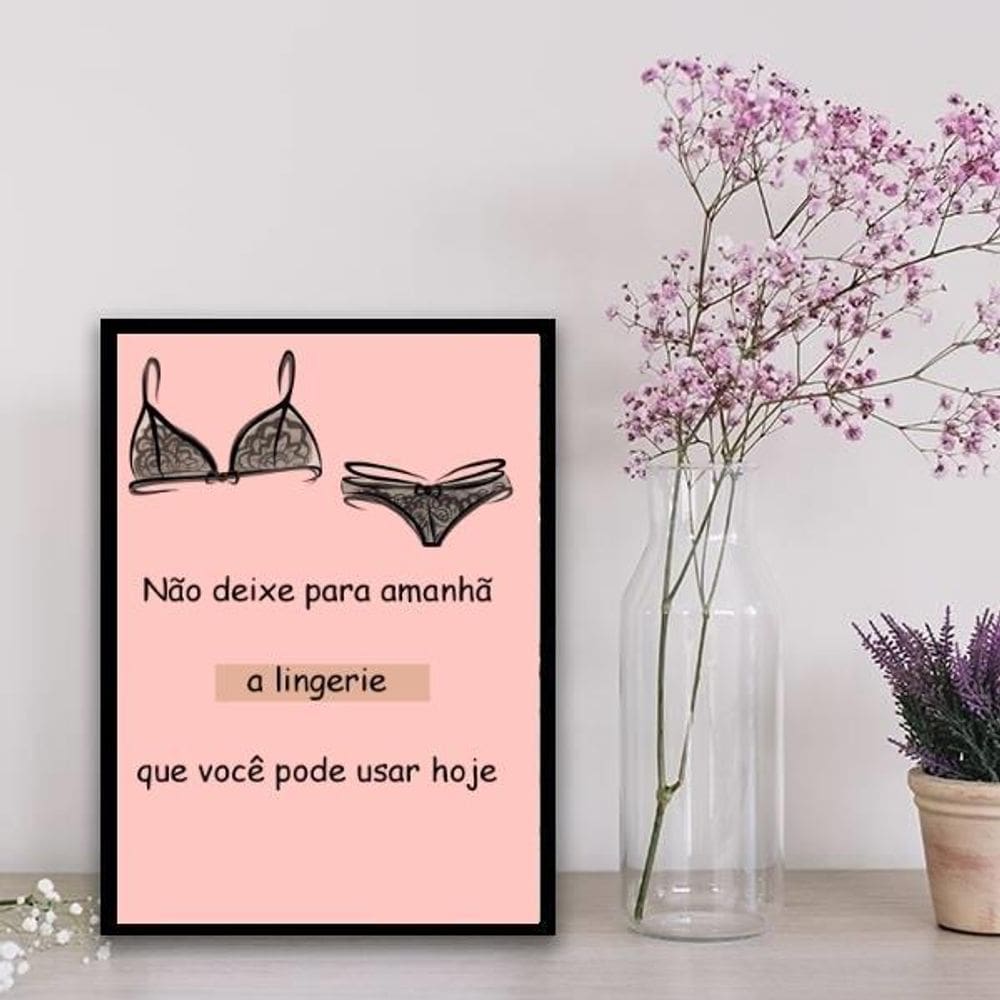 Quadro Decorativo Frase Lingerie 33X24Cm - Com Vidro Preto