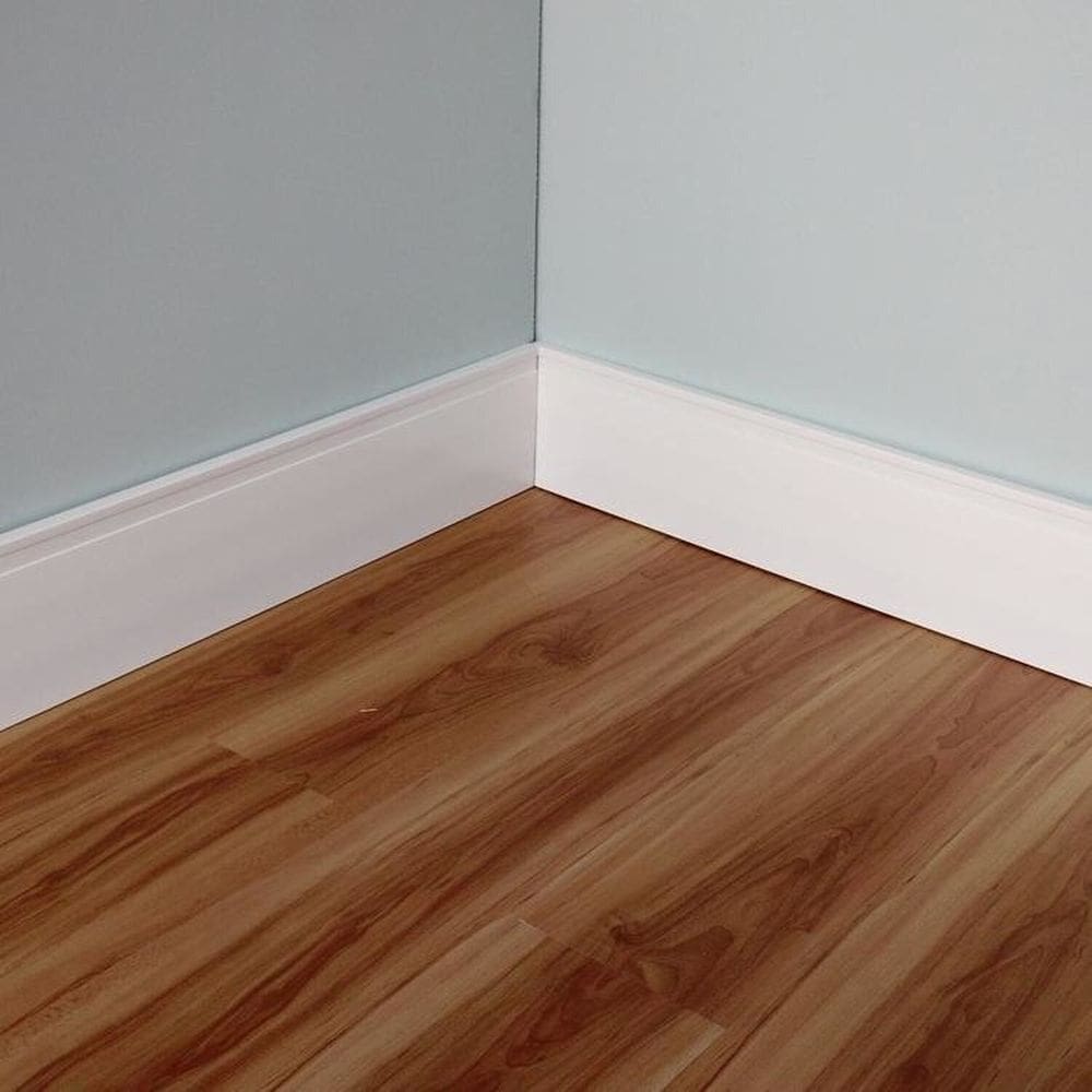 Kit com 20 Barras Rodapé Scandian com Friso 15mmx15cm Metro Linear 7,2m Branco