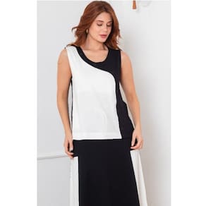 Blusa regata bicolor com detalhes ilhoes Virou Moda
