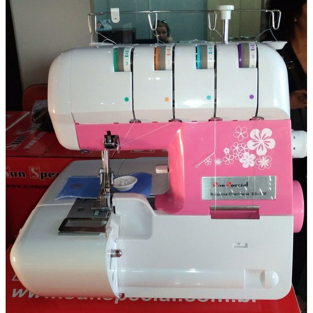 Máquina De Costura Doméstica Overloque Ss-320 Rosa- 220v