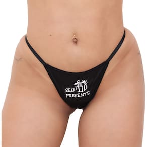 Calcinha Hotwife Atrevida Fio Dental Frase Seu Presente Com Ajustes Nas Laterais