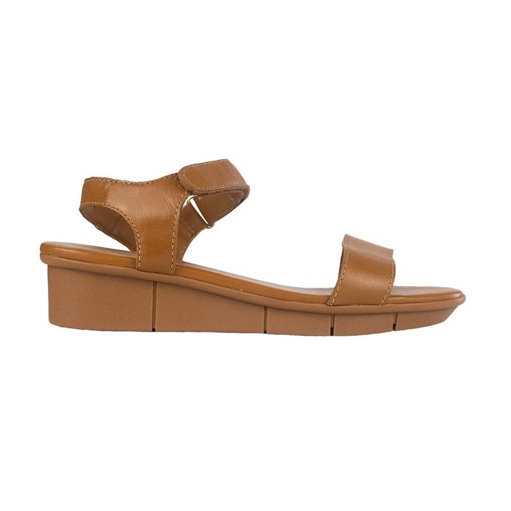 Sandália Arezzo Flatform