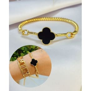 Pulseira Bracelete Feminino com Pingente Flor trevo Verde Folheado Ouro dourado Inspiração Blogueira Virginia