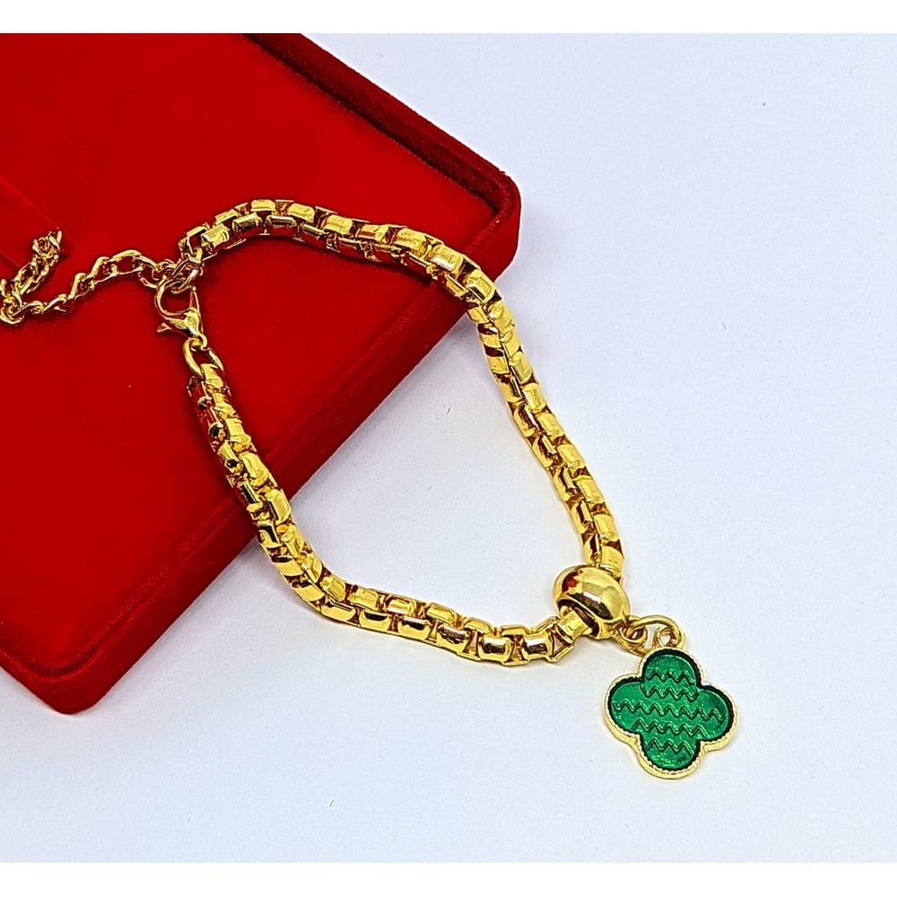 Pulseira Corrente Elo veneziana Grossa Folheado a Ouro Dourado com Pingente Flor Trevo Verde Preto Branco Tendência
