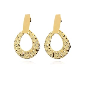 Brinco Circulo Trabalhado Folheado Em Ouro 18K