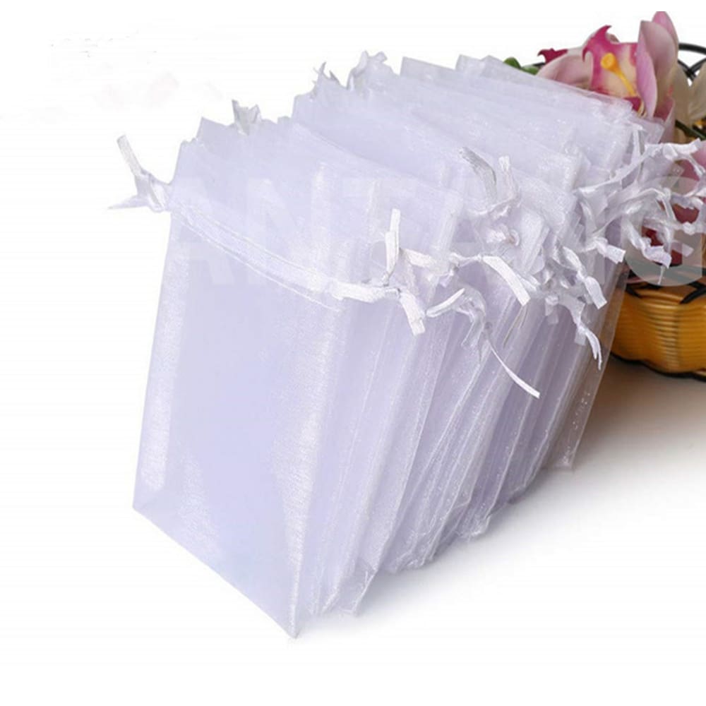 50 saquinhos de organza Branco 10x15cm