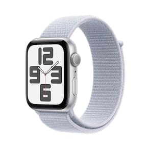 Apple Watch SE GPS • Caixa prateada de alumínio – 44 mm • Pulseira loop esportiva nuvem azul