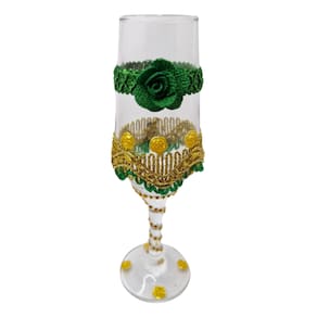 Taça Vidro Cigana Esmeralda Verde e Dourado Altar 186 ml