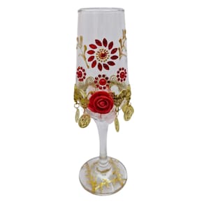 Taça Vidro Cigana com Rosa e Medalhas Vermelho e Dourado