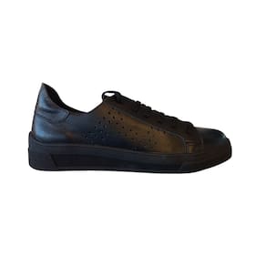Tênis Casual Feminino em Couro Preto Sola Preta Flatform