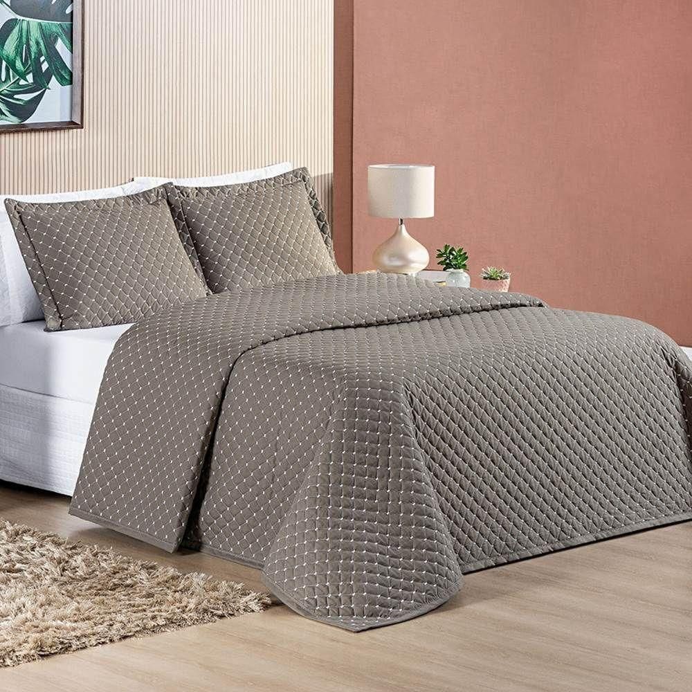 Cobre Leito King Ravena Bordado Micropercal 200 Fios 3 Peças - Camafeu