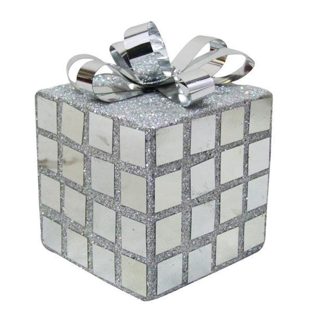 Enfeite De Natal Caixa Xadrez Prata Arvore/Mesa/Porta 06Cm