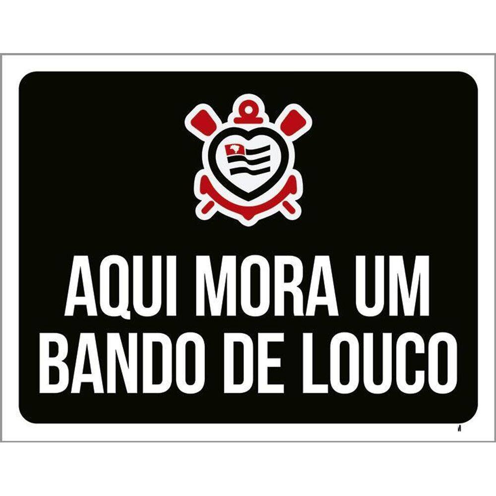 Placa Decorativa - Aqui Mora Um Bando De Louco 36X46