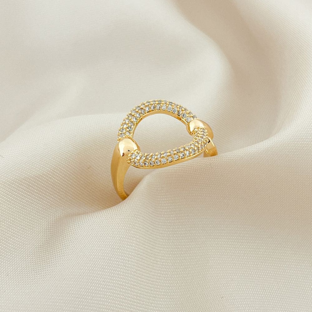 Anel Círculo Cravejado Cristal Banhado a Ouro