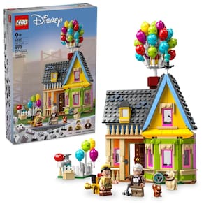 Construindo um conjunto de brinquedos LEGO Disney e Pixar `Up` House 43217
