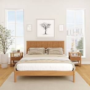 Conjunto Cama Queen com 2 Mesas de Cabeceira Oiti CabecasaMadeiraMadeira Marrom