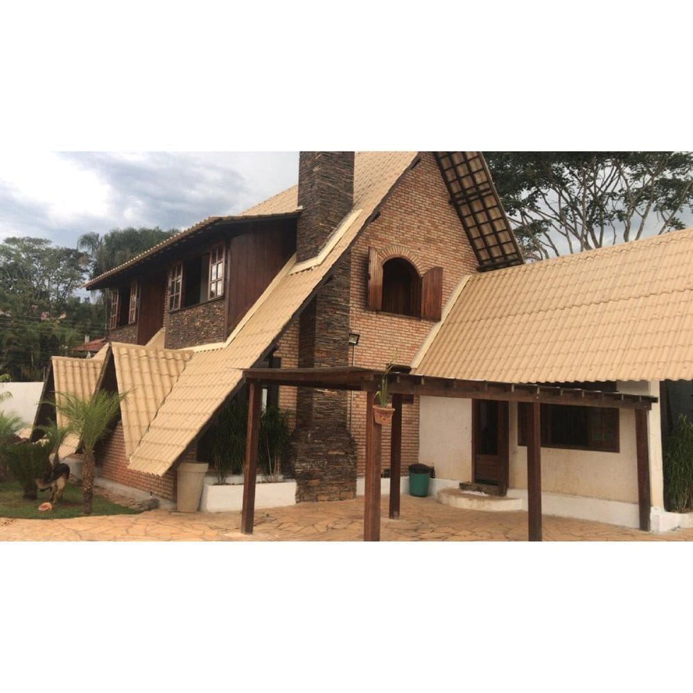 Cumeeira Triangular Colonial Marfim Marfim