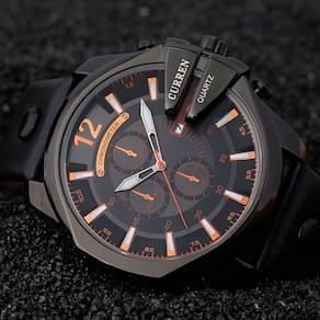 Relógio esportivo Curren 8176-7 para homens preto e laranja