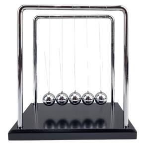 Pêndulo De Newton Com Estrutura Metal Cromado Base Madeira