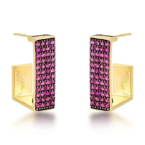Brincos De Argola Com Zircônias Rubi E Banho De Ouro 18k - Estilo Moderno