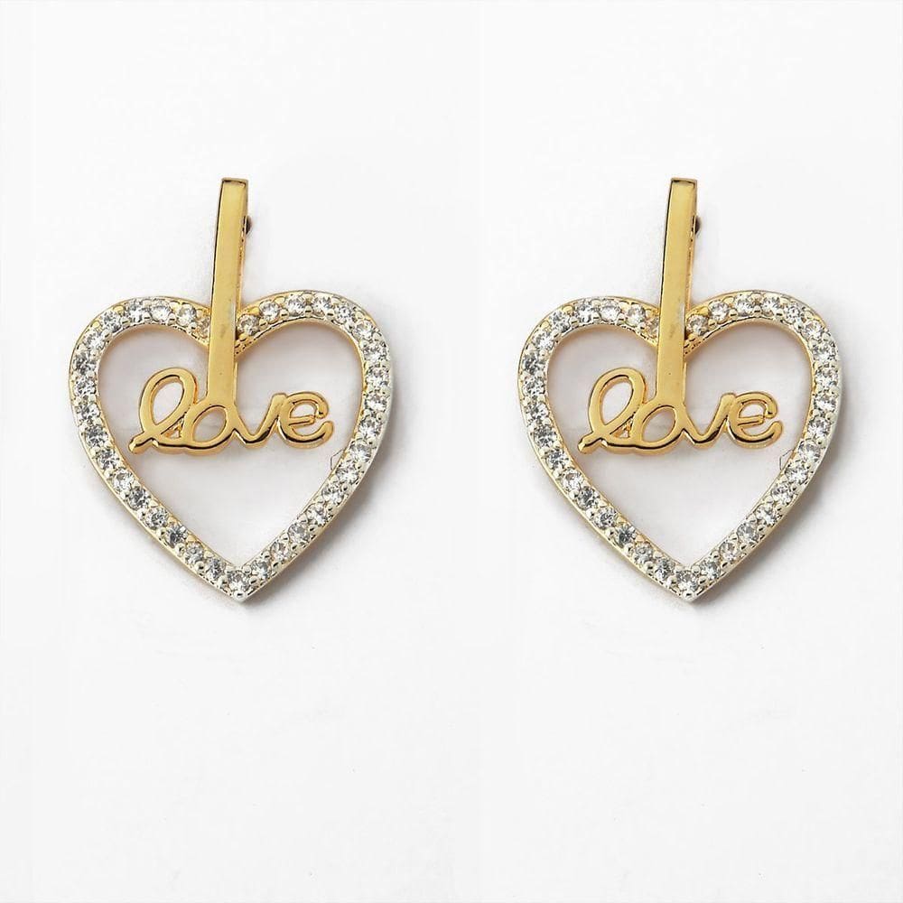 Brinco Coração Cravejado De Zircônia Com A Descrição Love Banhado Em Ouro 18k